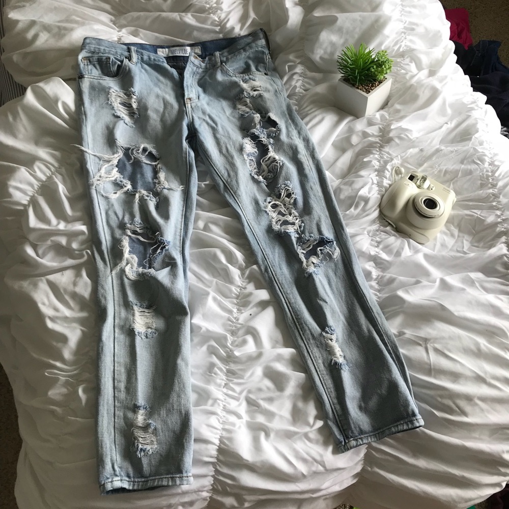 brandy melville boyfriend jeans